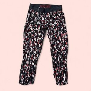 Nike Women's multi color Leggings medium‎ Capri tie waist